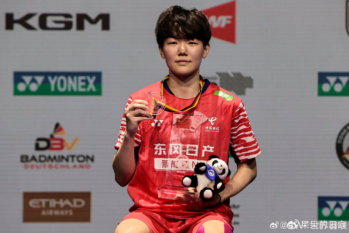 华体会官方下载-她是陈雨菲的师妹,却因名字惨遭改年龄质疑,&amp;#34;消失&amp;#34;四年终王者归来|韩千禧|羽毛球|德国羽毛球公开赛|女单|冠军_新浪体育_新浪新闻